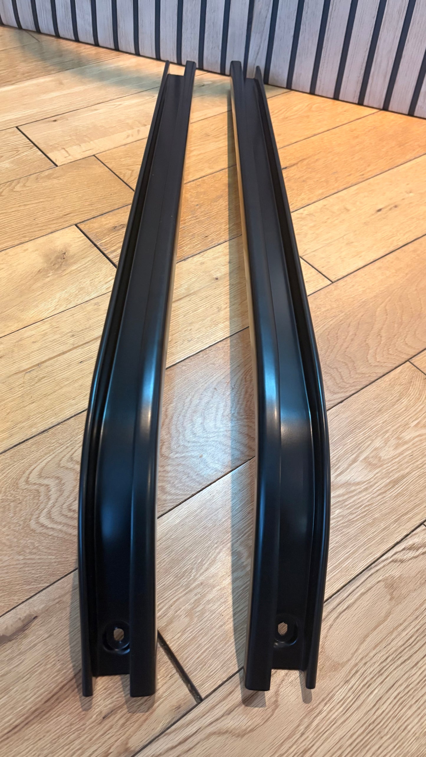 GENUINE VW CADDY MK5 2021+ LWB TWIN DOOR | PAIR | SLIDING DOOR RAILS | BLACK