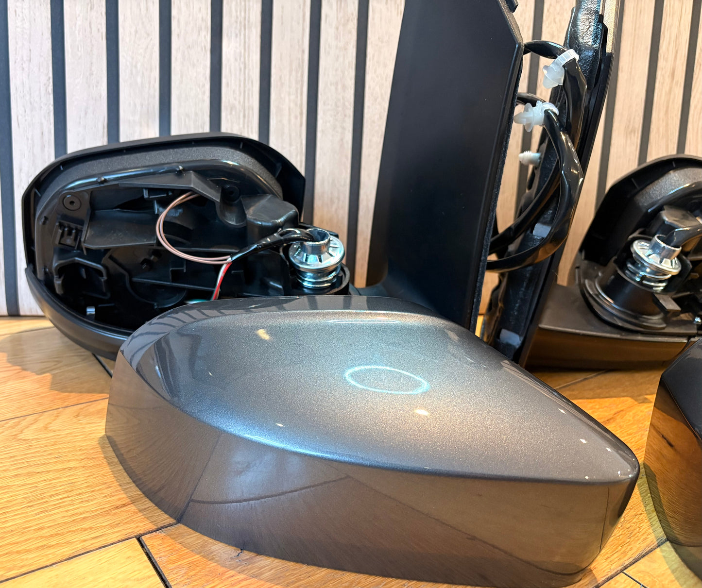 VW Caddy life mirrors upgrade | 2004-2020 | POWER FOLDING | Painted in INDIUM GREY | LR7H