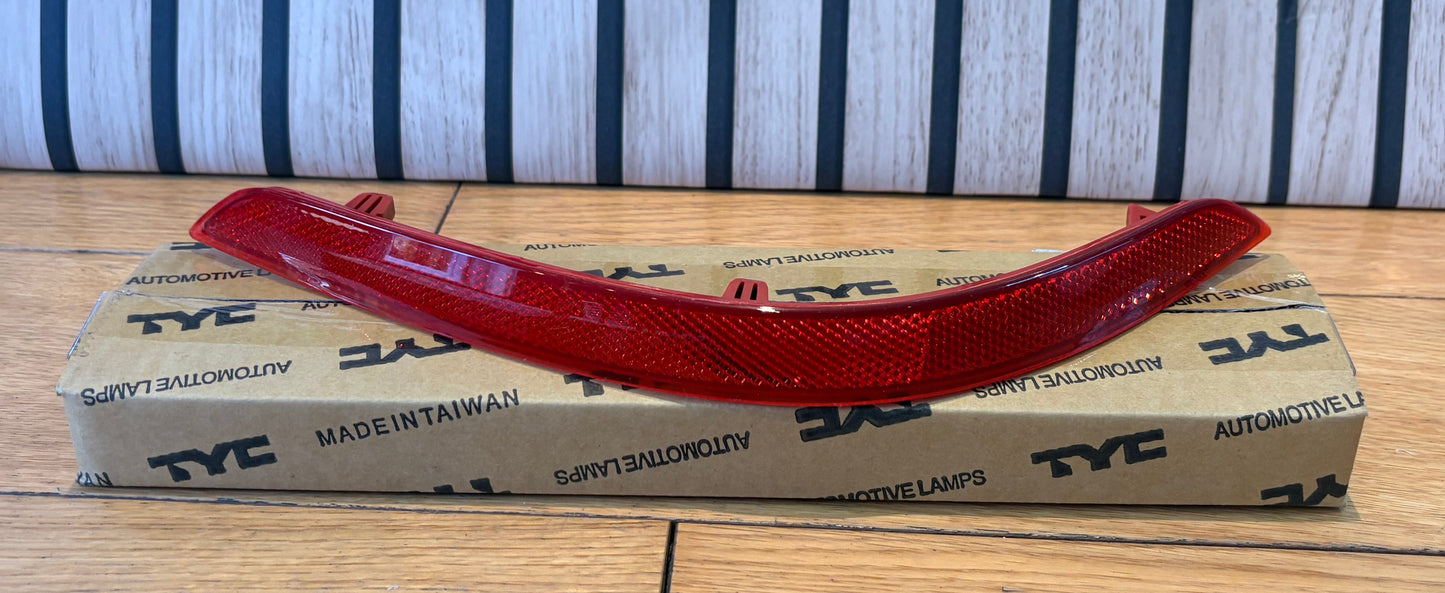 VW Caddy MK4 rear bumper reflectors