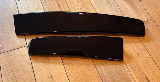 VW Caddy MK3/MK4 barn door spoiler painted BLACKBERRY