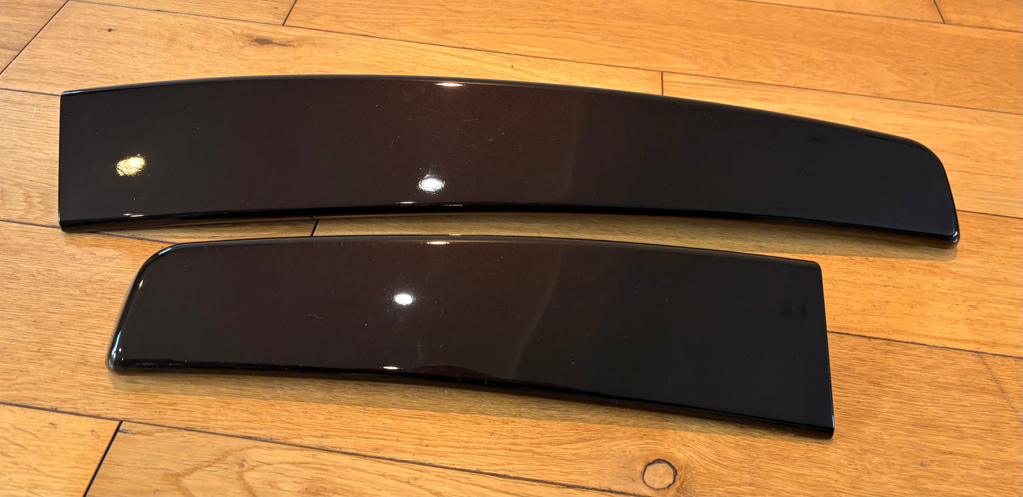VW Caddy MK3/MK4 barn door spoiler painted BLACKBERRY