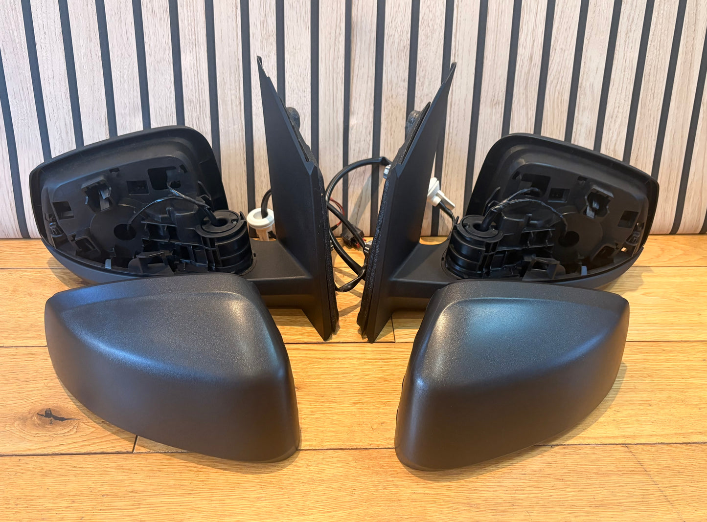 Caddy MK5 Wing Door Mirrors | 2021 >| Pair | Electric | Heated | Matt Black Caps