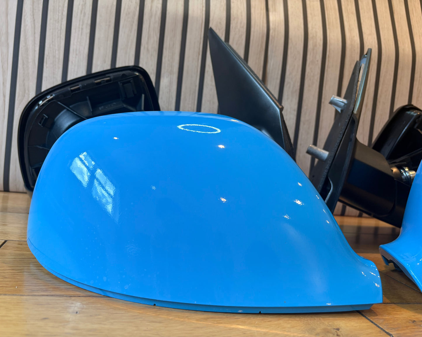 VW T5.1 Transporter Van | 2010-2016 | Wing Door Mirrors |Manual | British Gas Blue Caps