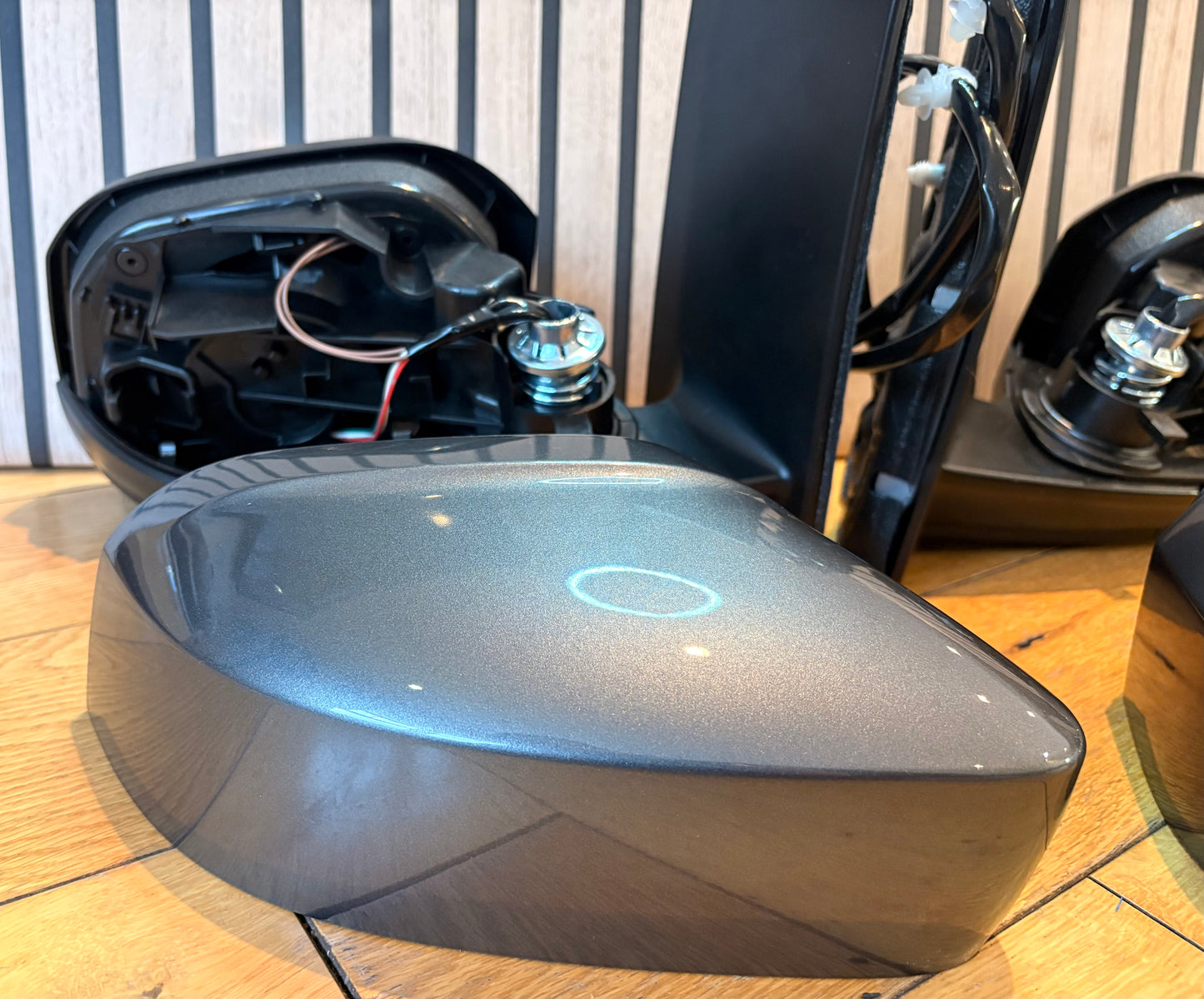 Vw Caddy life mirrors upgrade | 2004-2020 | Electric | Heated | Painted in NATURAL GREY | LH7W