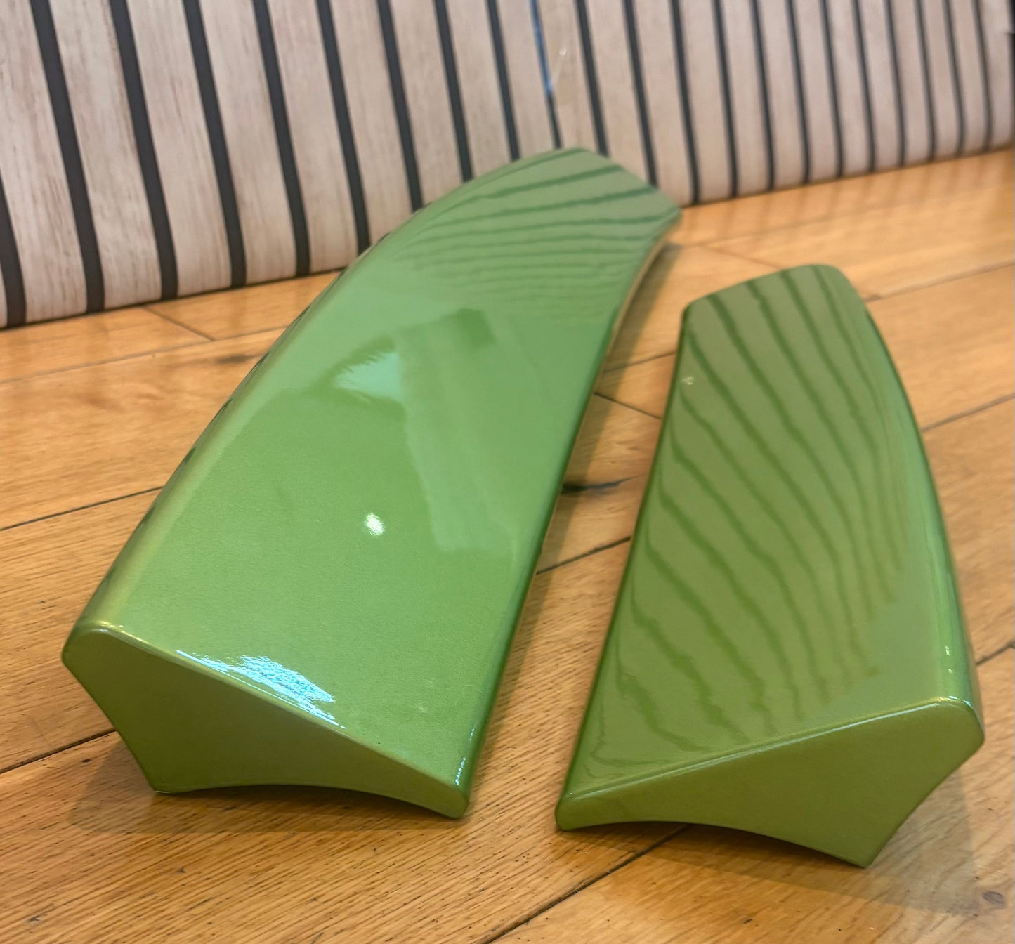 Caddy MK3/MK4 barn door spoiler painted in VIPER GREEN