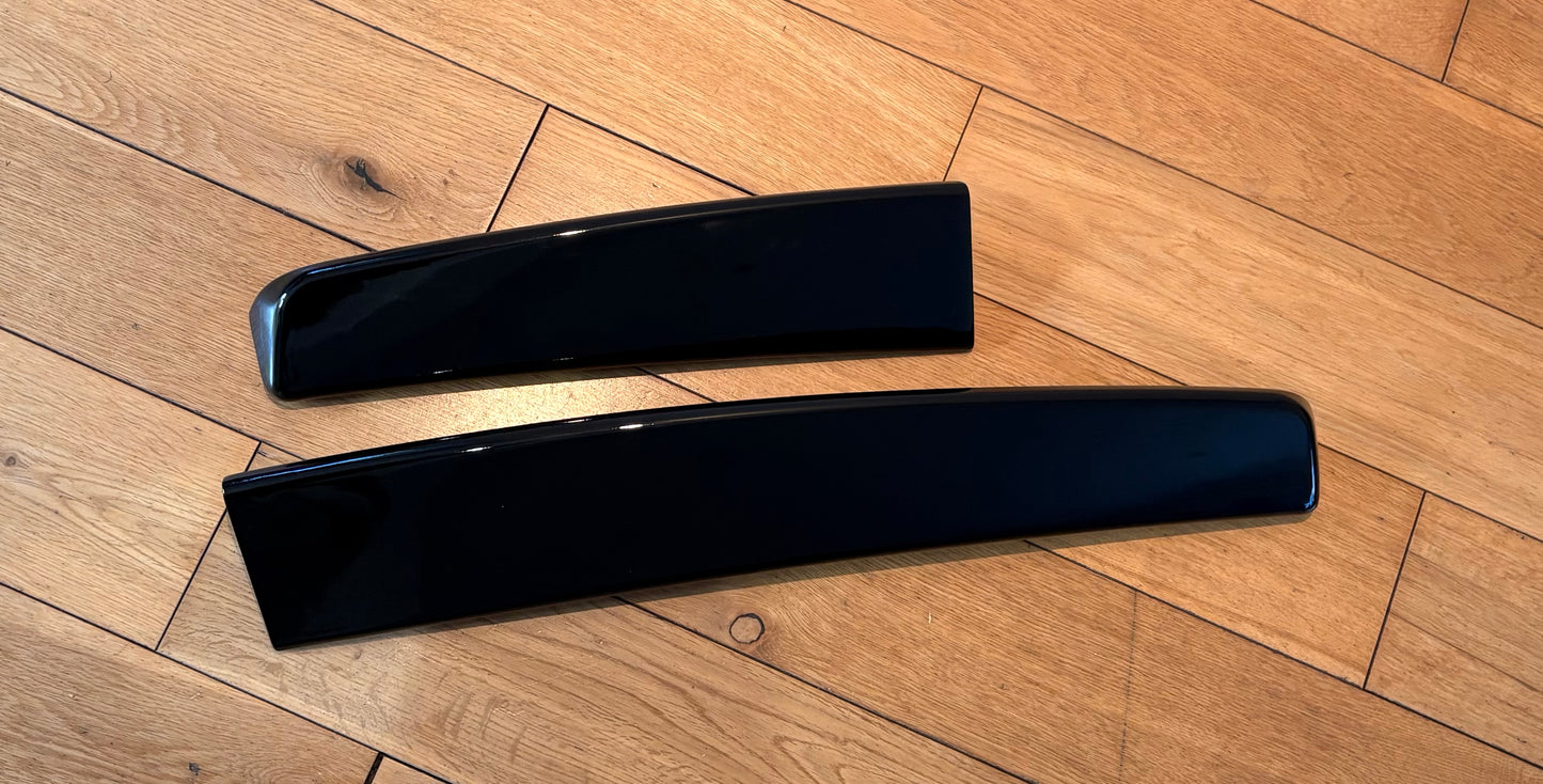 Caddy MK3/MK4 barn door spoiler painted in DEEP BLACK PEARL LC9X