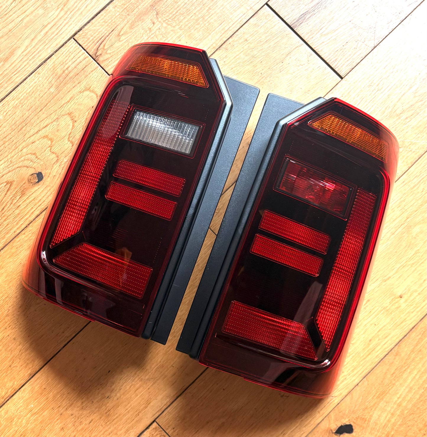 GENUINE VW CADDY MK4 UPGRADE TAIL LIGHTS | SMOKED TINTED | TAILGATE | 2015 - 2021