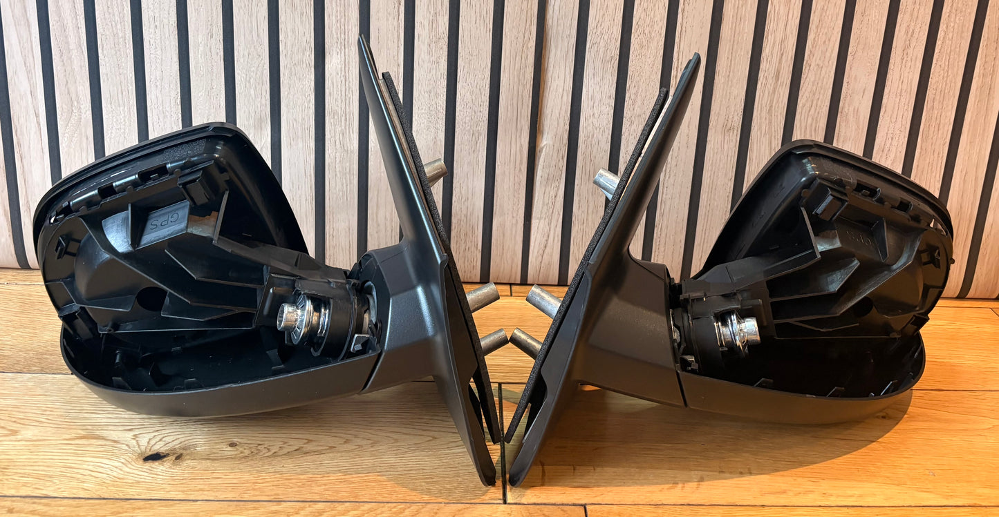 VW T5.1 Transporter Van |2010-2016 | Wing Door Mirrors  | Manual | Painted Silver Caps