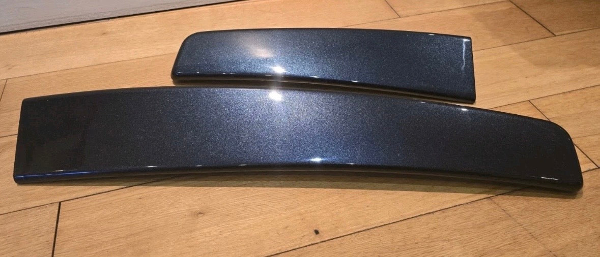 VW Caddy MK3/MK4 barn door spoiler painted in STARLIGHT BLUE LT5U