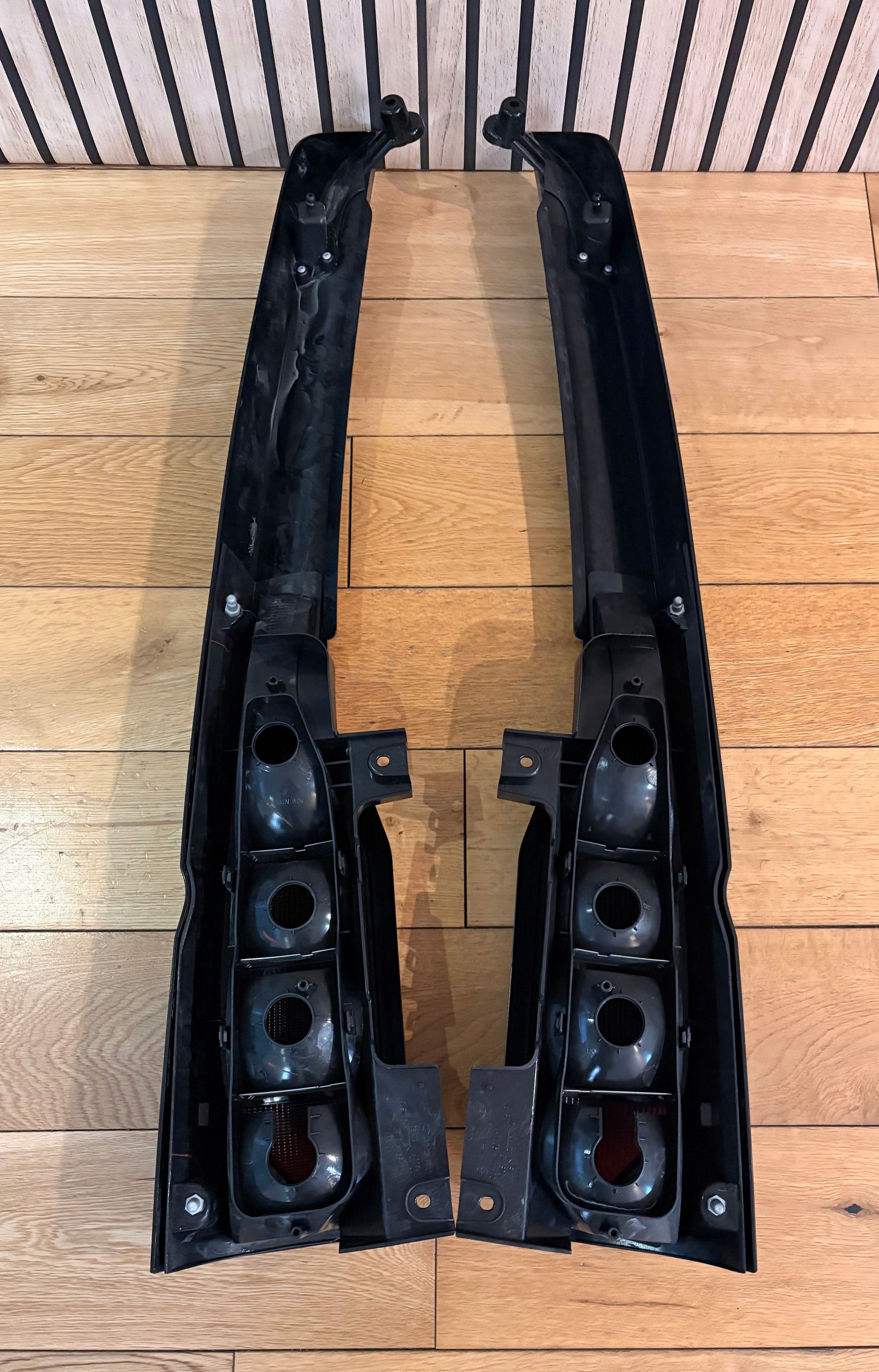 VW CADDY MK5 | 2021 ON | PREMIUM TINTED UPGRADE | SMOKED REAR TAIL LIGHTS LENS