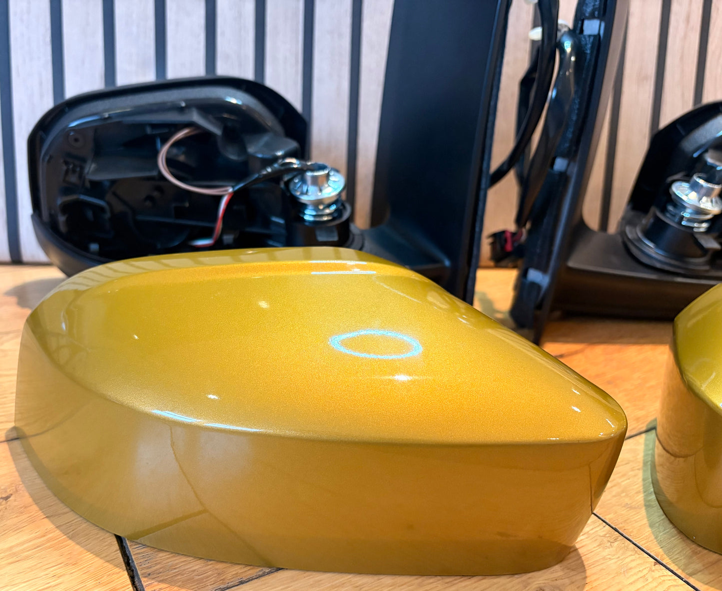 VW Caddy life mirrors upgrade | 2004-2020| POWER FOLDING | Painted in Sandstorm Yellow | LD1Z