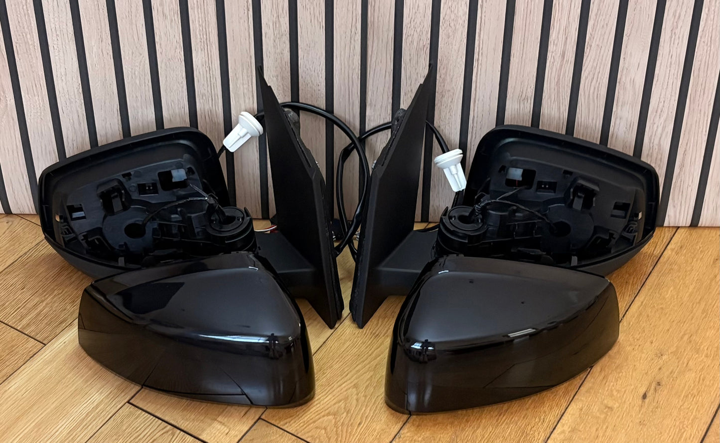 Caddy MK5 Wing Door Mirrors | 2021 >| Pair | Electric | Heated | PAINTED LC9X