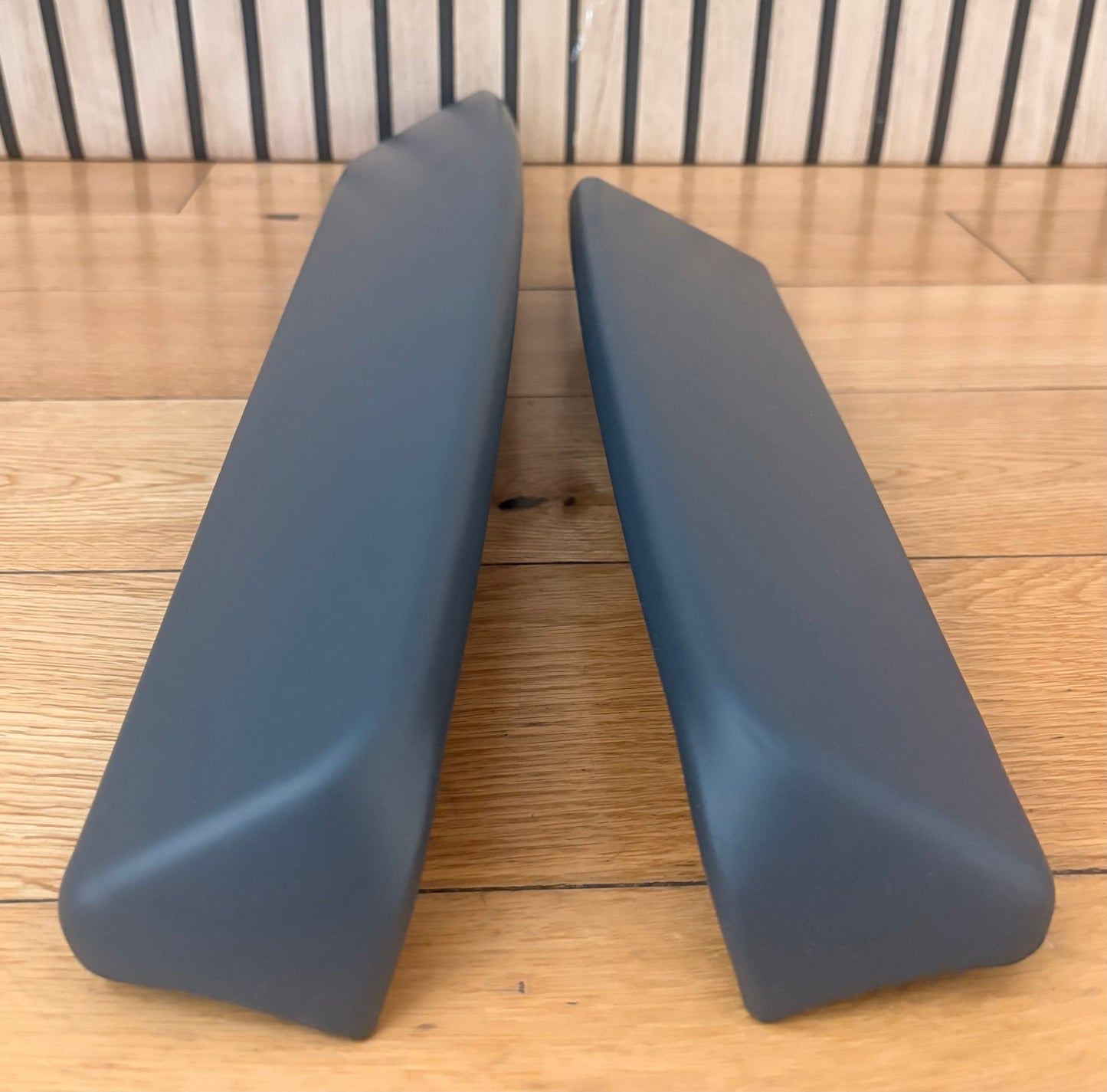 Caddy MK3/MK4 barn door spoiler Non Painted