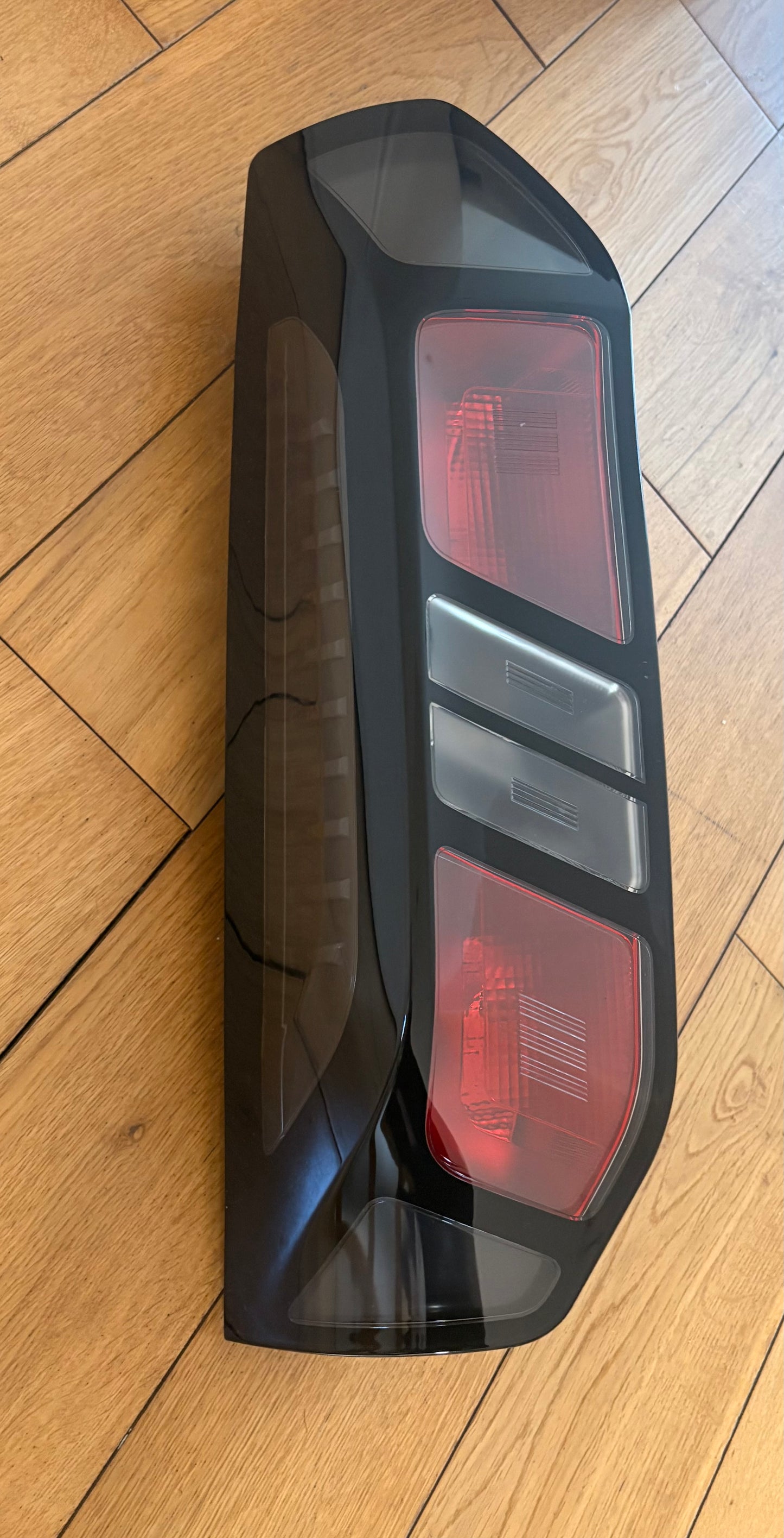 Ford Transit Tourneo Customer 23 - On Rear Passenger side Tail Light Lamp