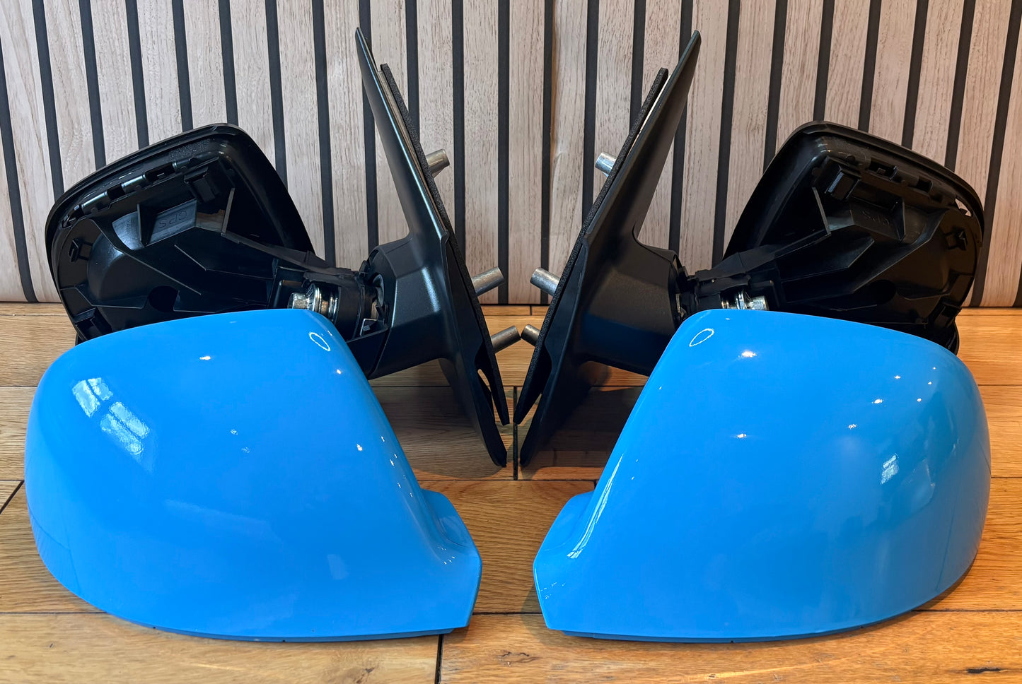 VW T5.1 Transporter Van | 2010-2016 | Wing Door Mirrors |Manual | British Gas Blue Caps