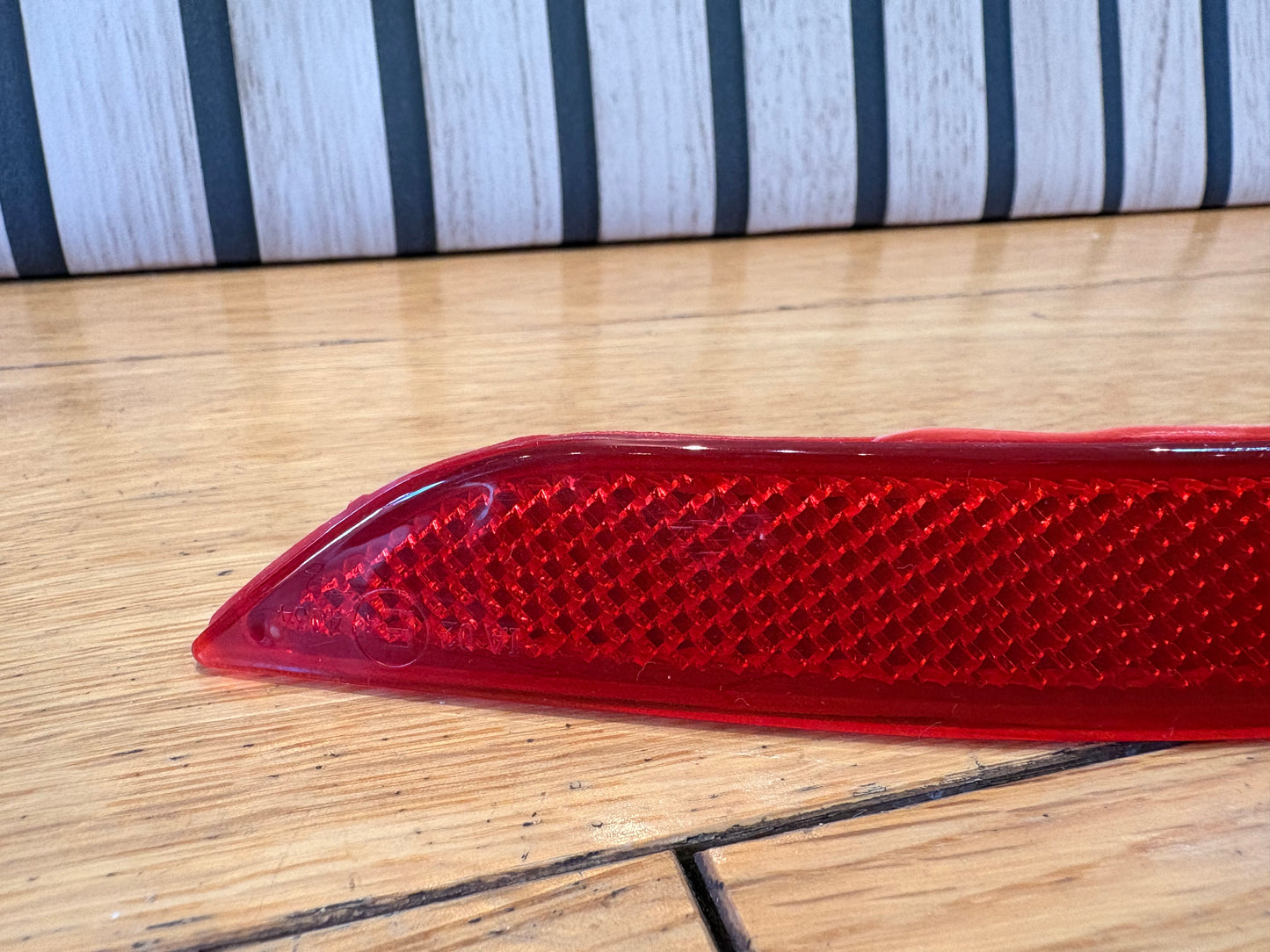 VW Caddy MK4 rear bumper reflectors