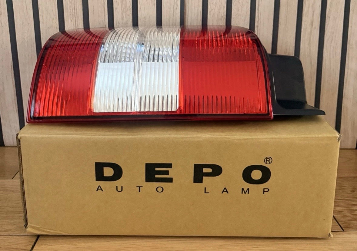 VW T5 2010-2015 | Rear Light Lamp Len | Clear Indicator | RH Driver Side | Twin Door