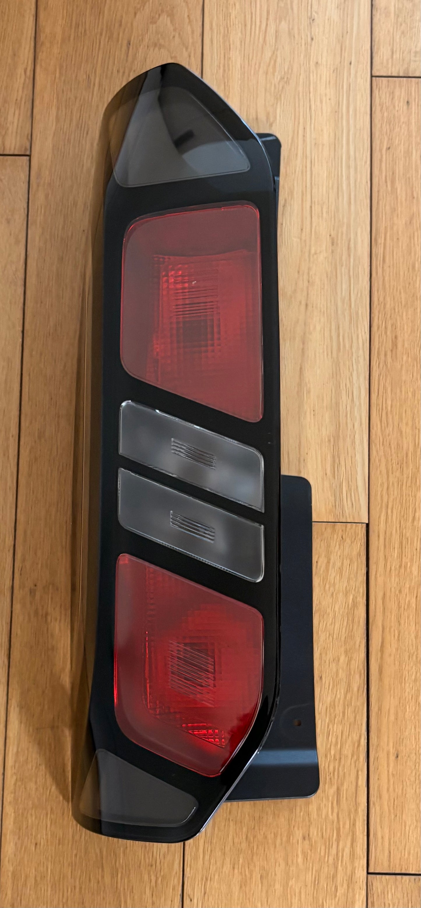 Ford Transit Tourneo Customer 23 - On Rear Passenger side Tail Light Lamp
