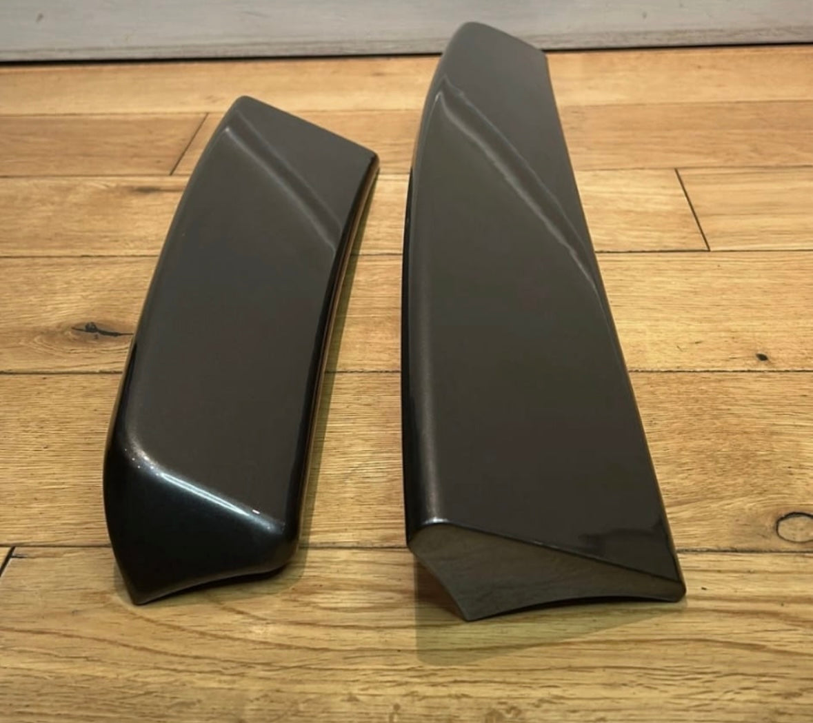 Caddy MK3/MK4 barn door spoiler INDIUM GREY