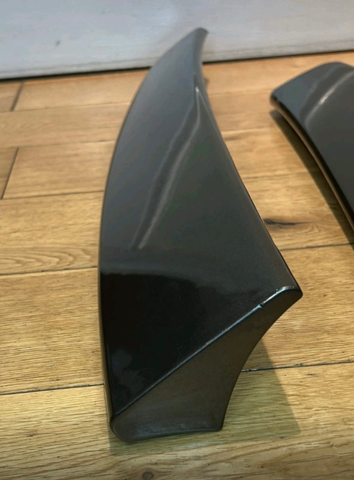 Caddy MK3/MK4 barn door spoiler INDIUM GREY