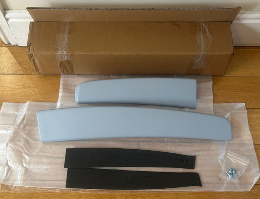 Caddy MK3/MK4 barn door spoiler Non Painted