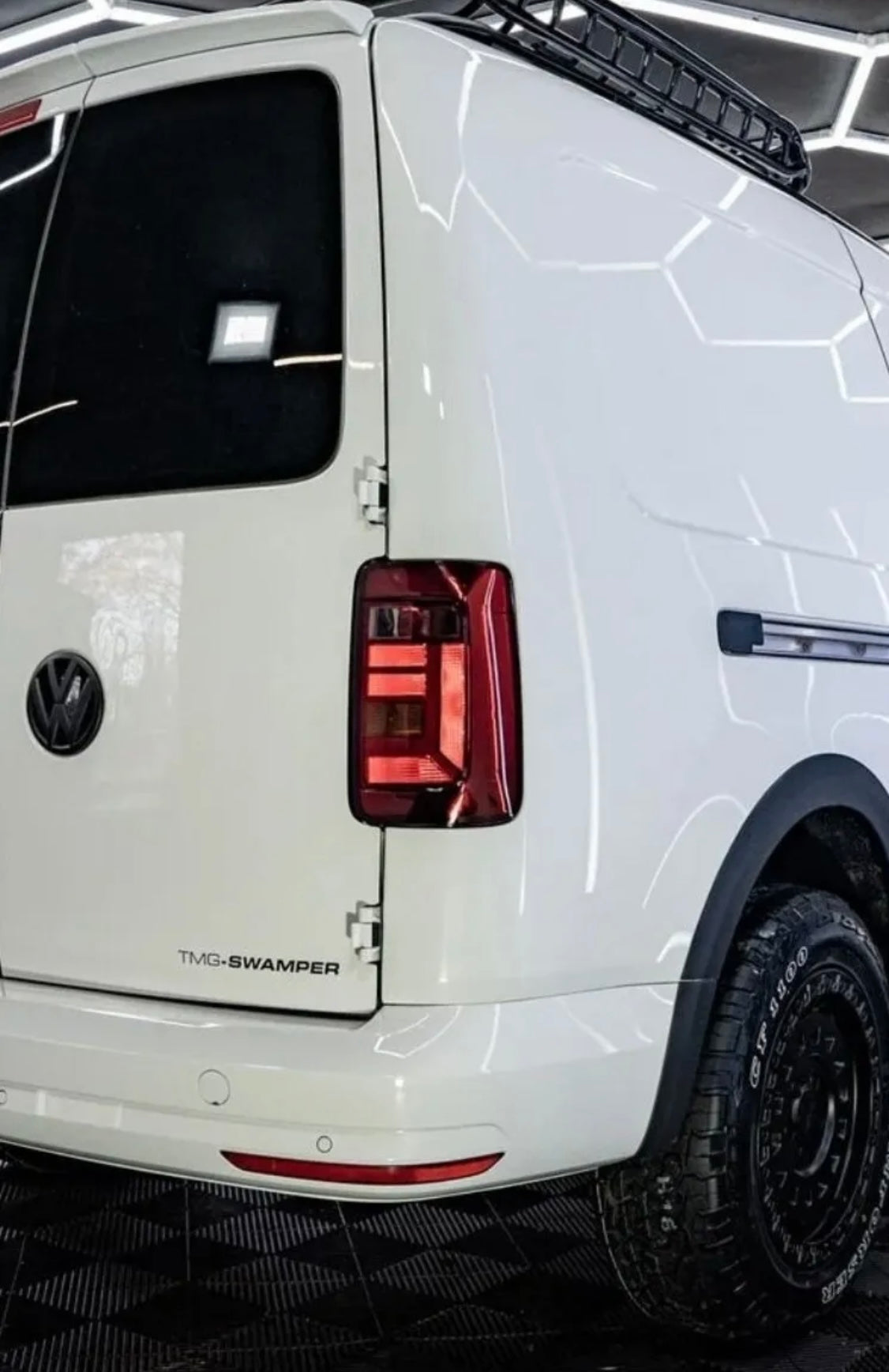 OEM VW CADDY FACELIFT TAIL LIGHTS