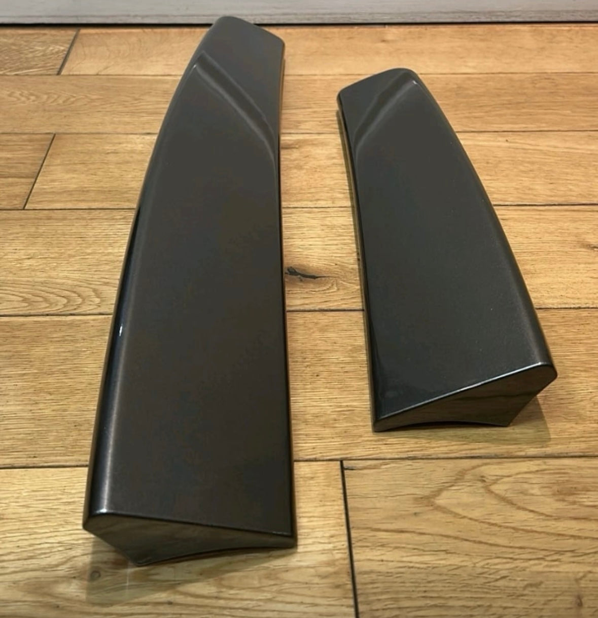 Caddy MK3/MK4 barn door spoiler INDIUM GREY